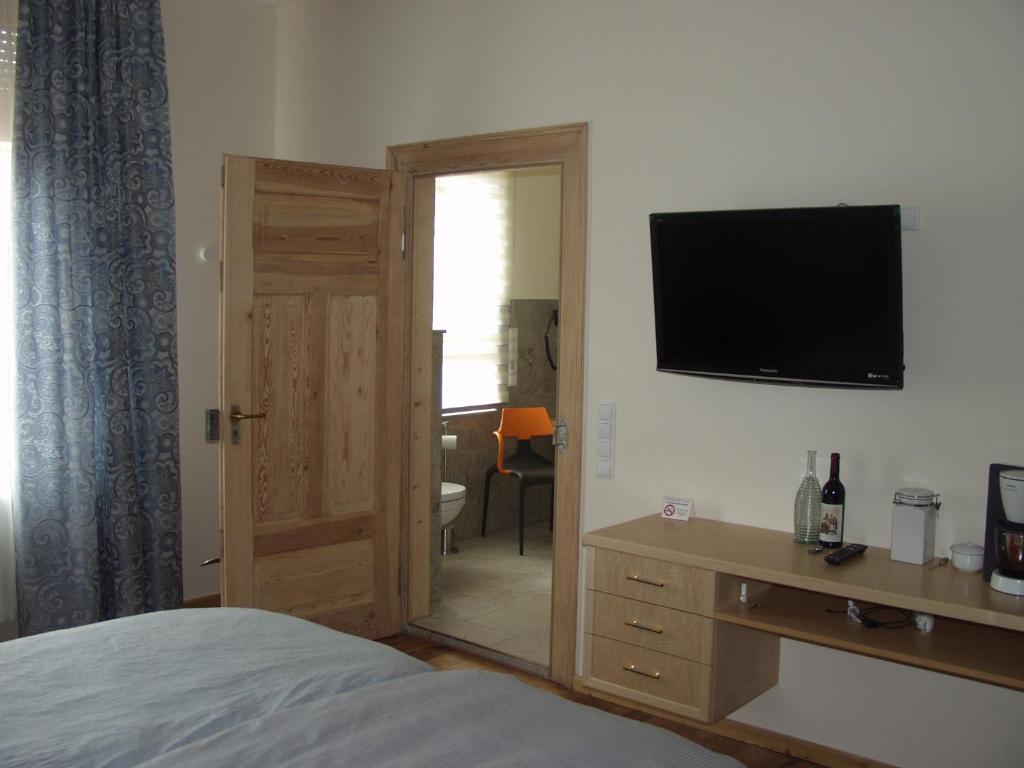 Exklusive Gaestezimmer Landau Landau in der Pfalz Luaran gambar