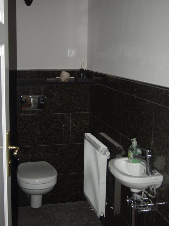 Exklusive Gaestezimmer Landau Landau in der Pfalz Luaran gambar